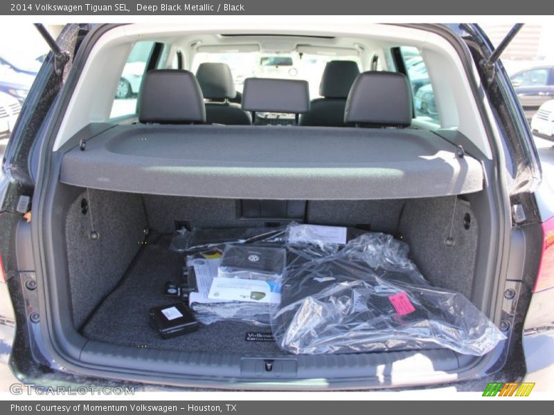 Deep Black Metallic / Black 2014 Volkswagen Tiguan SEL