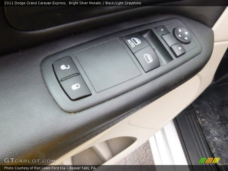 Bright Silver Metallic / Black/Light Graystone 2011 Dodge Grand Caravan Express
