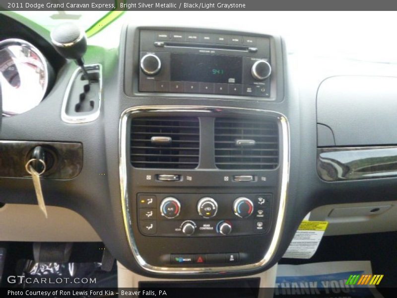Bright Silver Metallic / Black/Light Graystone 2011 Dodge Grand Caravan Express