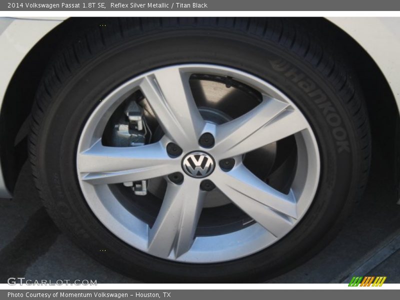 Reflex Silver Metallic / Titan Black 2014 Volkswagen Passat 1.8T SE