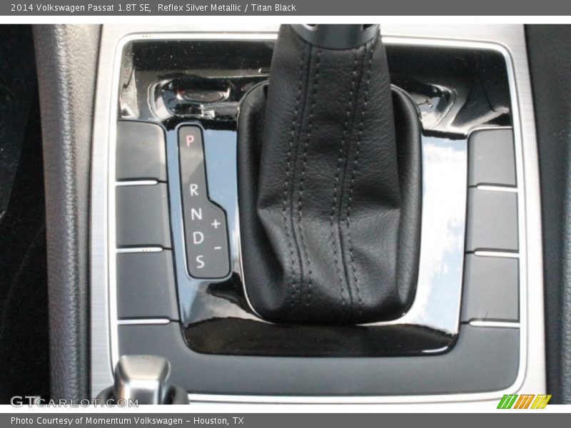 Reflex Silver Metallic / Titan Black 2014 Volkswagen Passat 1.8T SE