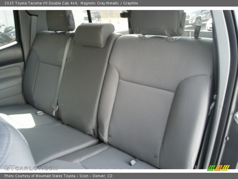 Magnetic Gray Metallic / Graphite 2015 Toyota Tacoma V6 Double Cab 4x4