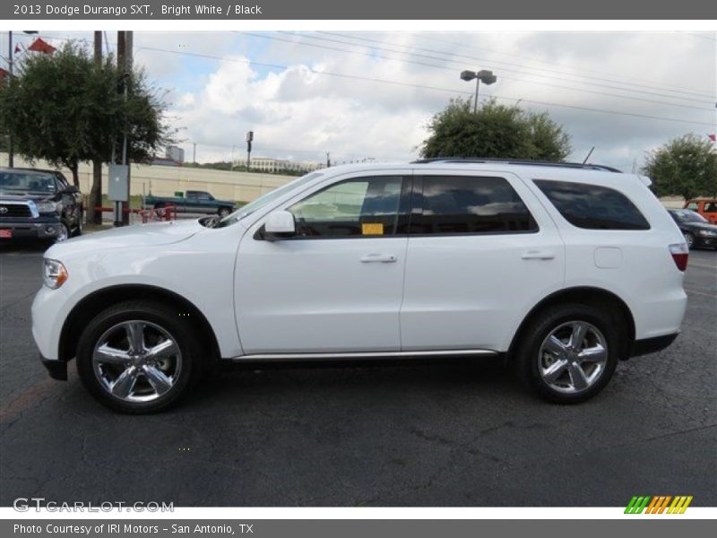 Bright White / Black 2013 Dodge Durango SXT