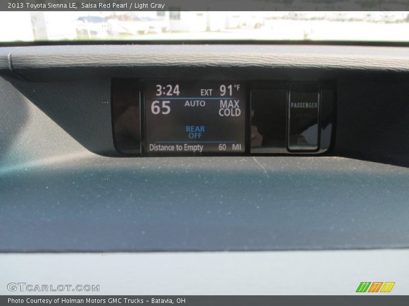 Salsa Red Pearl / Light Gray 2013 Toyota Sienna LE