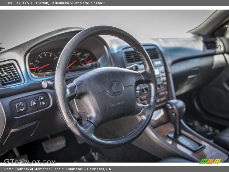 Millennium Silver Metallic / Black 2000 Lexus ES 300 Sedan