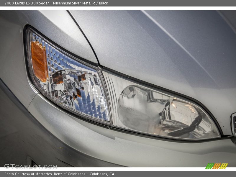 Millennium Silver Metallic / Black 2000 Lexus ES 300 Sedan