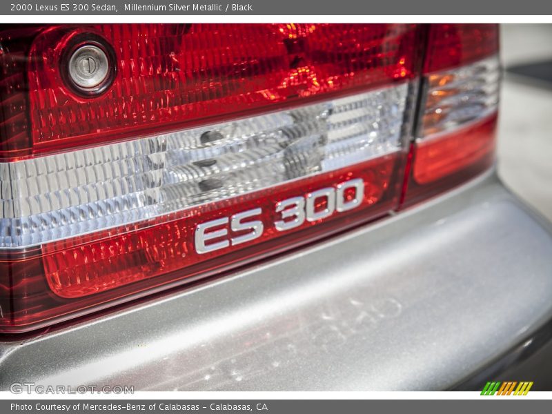 Millennium Silver Metallic / Black 2000 Lexus ES 300 Sedan