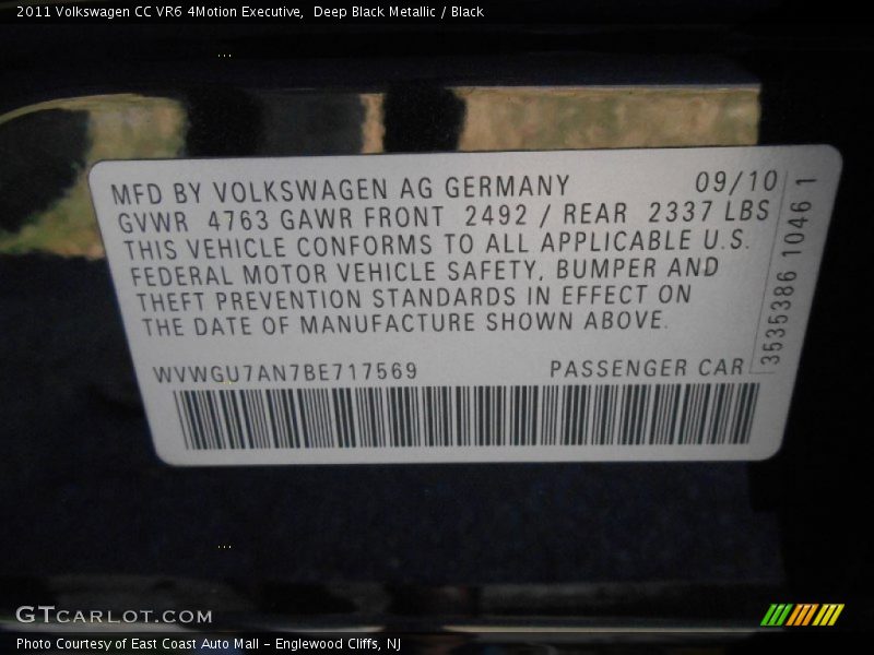 Deep Black Metallic / Black 2011 Volkswagen CC VR6 4Motion Executive