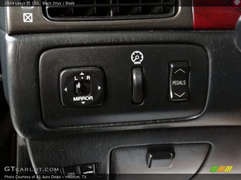 Black Onyx / Black 2004 Lexus ES 330
