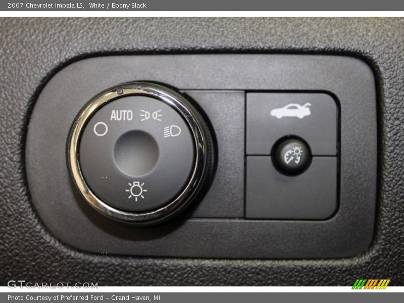 White / Ebony Black 2007 Chevrolet Impala LS
