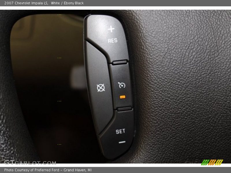 White / Ebony Black 2007 Chevrolet Impala LS