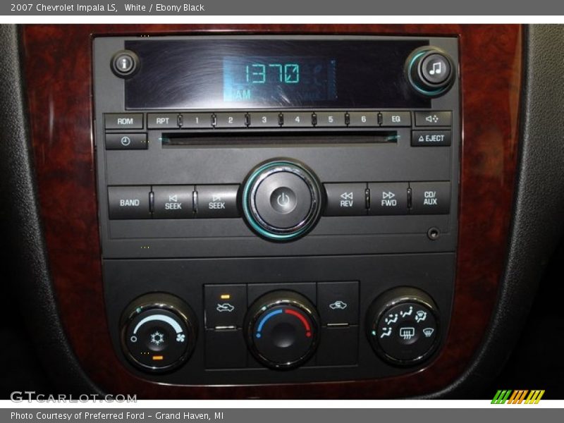 White / Ebony Black 2007 Chevrolet Impala LS