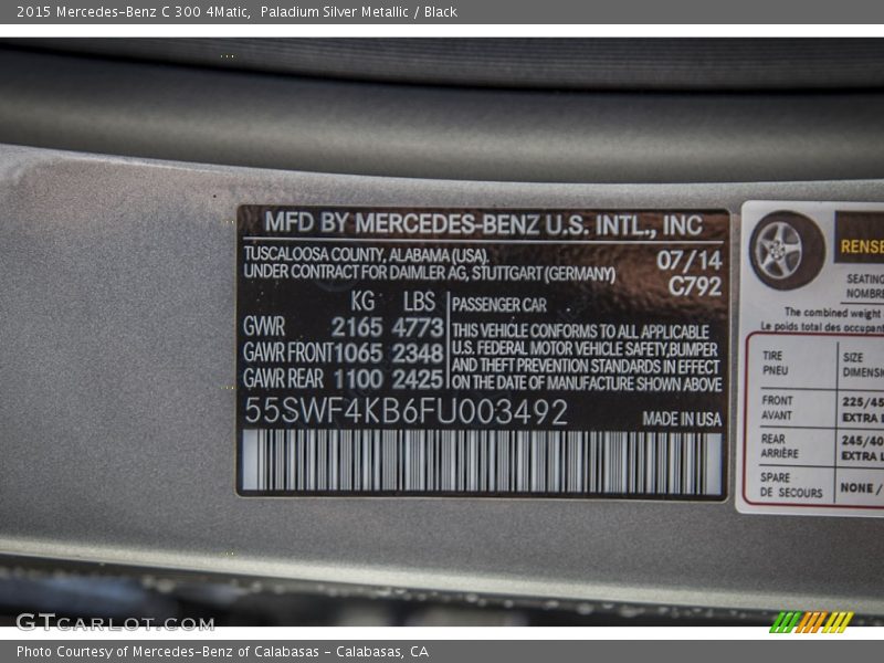 Paladium Silver Metallic / Black 2015 Mercedes-Benz C 300 4Matic