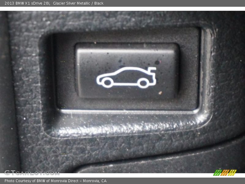 Glacier Silver Metallic / Black 2013 BMW X1 sDrive 28i