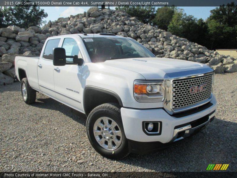 Front 3/4 View of 2015 Sierra 3500HD Denali Crew Cab 4x4