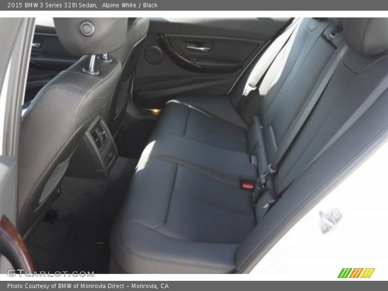 Alpine White / Black 2015 BMW 3 Series 328i Sedan