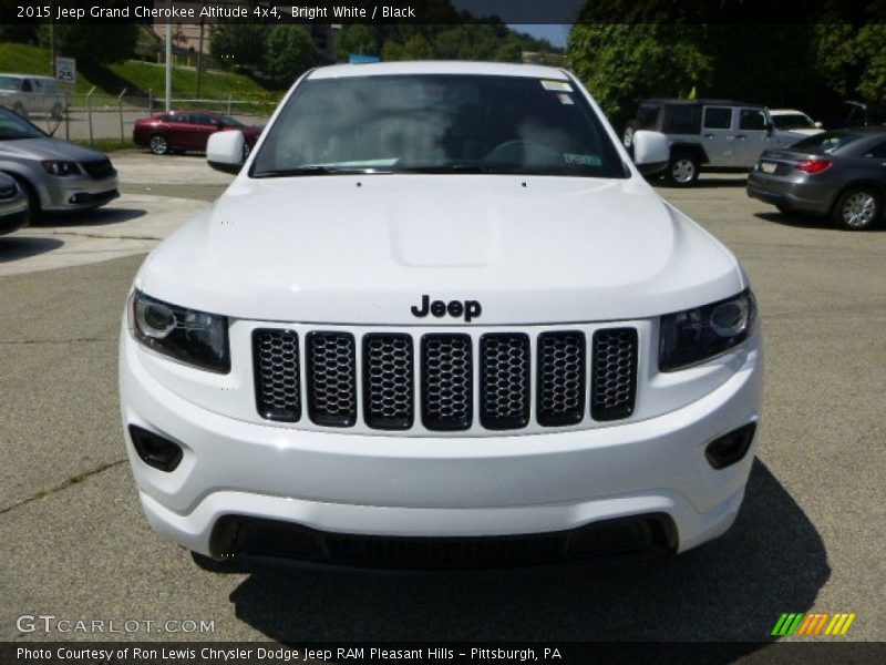 Bright White / Black 2015 Jeep Grand Cherokee Altitude 4x4