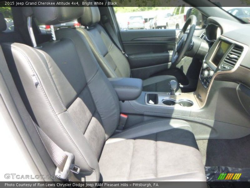 Front Seat of 2015 Grand Cherokee Altitude 4x4