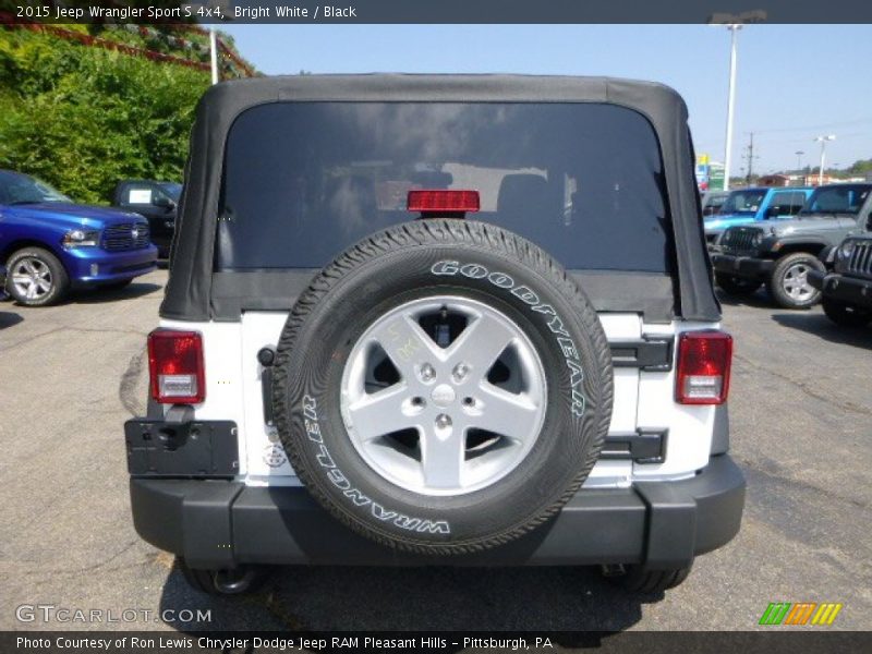 Bright White / Black 2015 Jeep Wrangler Sport S 4x4