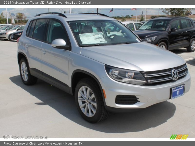 Reflex Silver Metallic / Charcoal 2015 Volkswagen Tiguan SE
