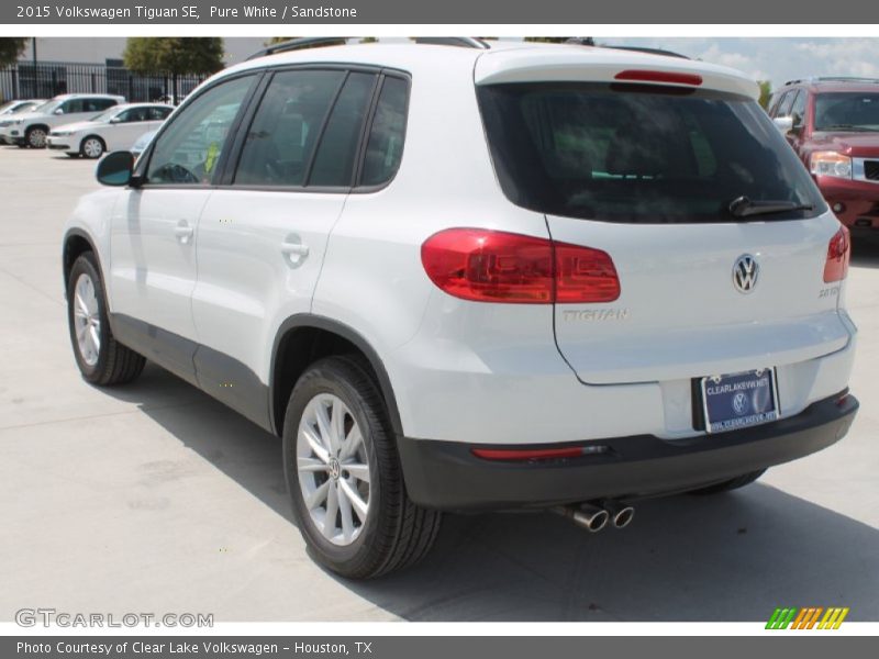 Pure White / Sandstone 2015 Volkswagen Tiguan SE