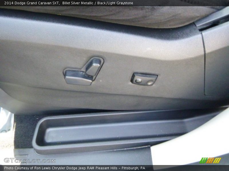 Billet Silver Metallic / Black/Light Graystone 2014 Dodge Grand Caravan SXT