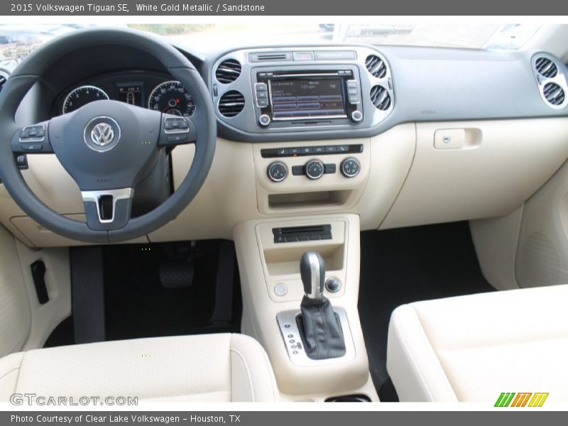 Dashboard of 2015 Tiguan SE