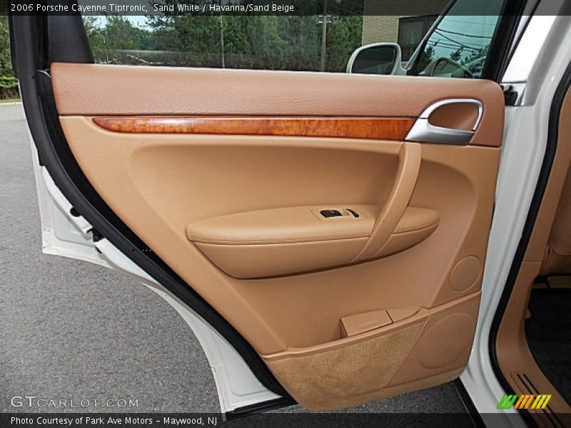 Sand White / Havanna/Sand Beige 2006 Porsche Cayenne Tiptronic