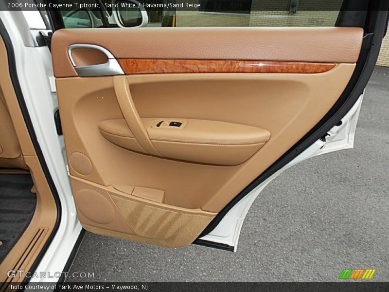 Sand White / Havanna/Sand Beige 2006 Porsche Cayenne Tiptronic