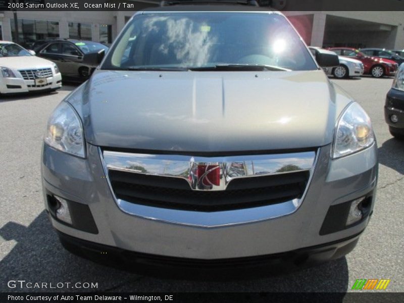 Ocean Mist / Tan 2008 Saturn Outlook XE