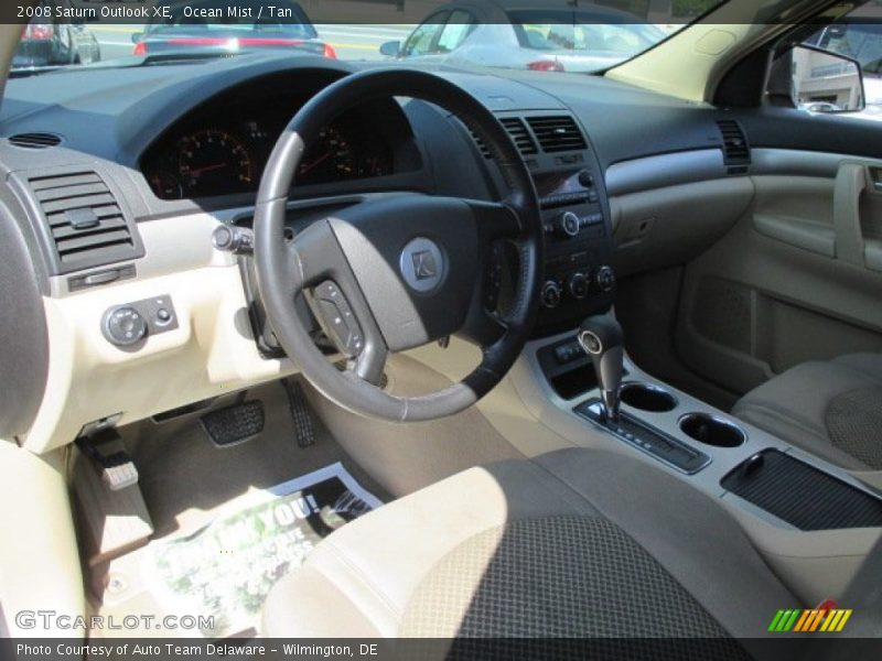 Ocean Mist / Tan 2008 Saturn Outlook XE