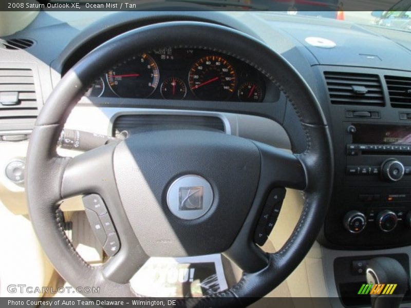 Ocean Mist / Tan 2008 Saturn Outlook XE