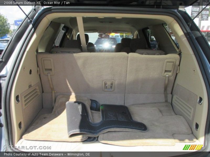 Ocean Mist / Tan 2008 Saturn Outlook XE