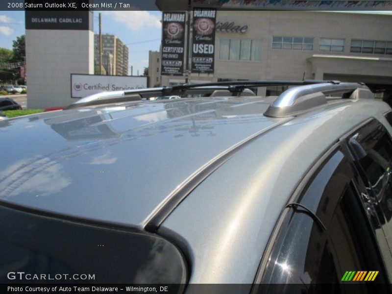 Ocean Mist / Tan 2008 Saturn Outlook XE