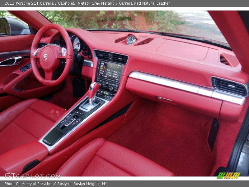 Dashboard of 2012 911 Carrera S Cabriolet