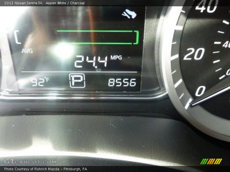 Aspen White / Charcoal 2013 Nissan Sentra SV