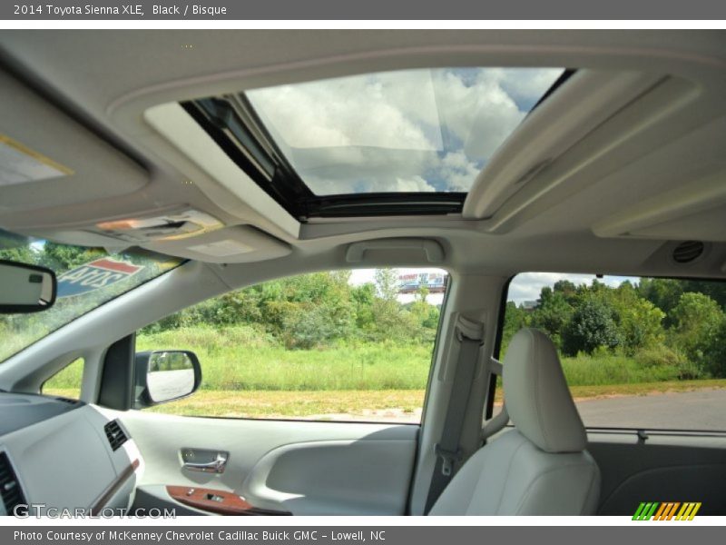 Black / Bisque 2014 Toyota Sienna XLE