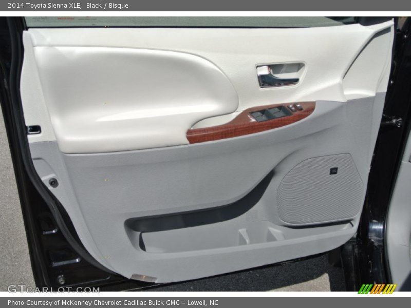 Black / Bisque 2014 Toyota Sienna XLE