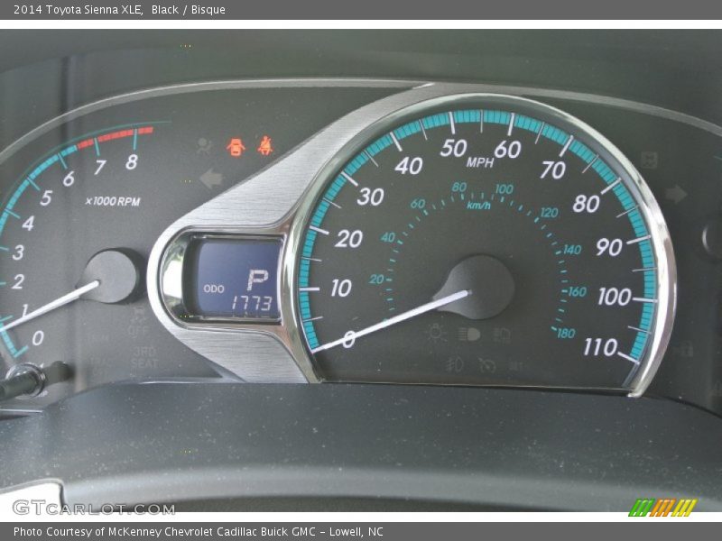 Black / Bisque 2014 Toyota Sienna XLE