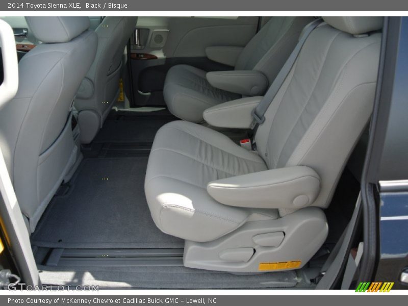 Black / Bisque 2014 Toyota Sienna XLE