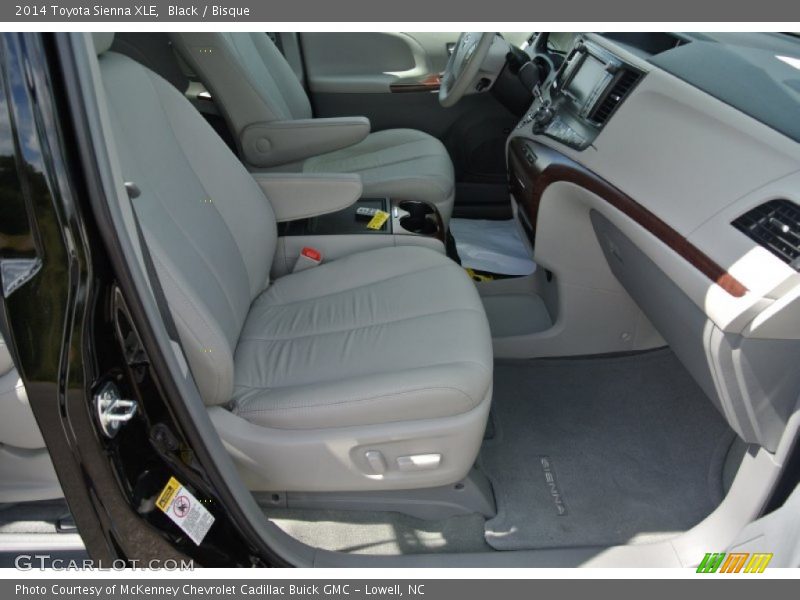 Black / Bisque 2014 Toyota Sienna XLE