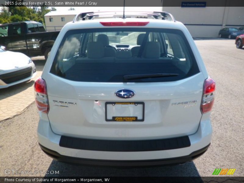 Satin White Pearl / Gray 2015 Subaru Forester 2.5i