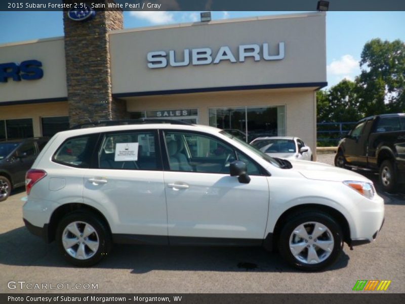 Satin White Pearl / Gray 2015 Subaru Forester 2.5i