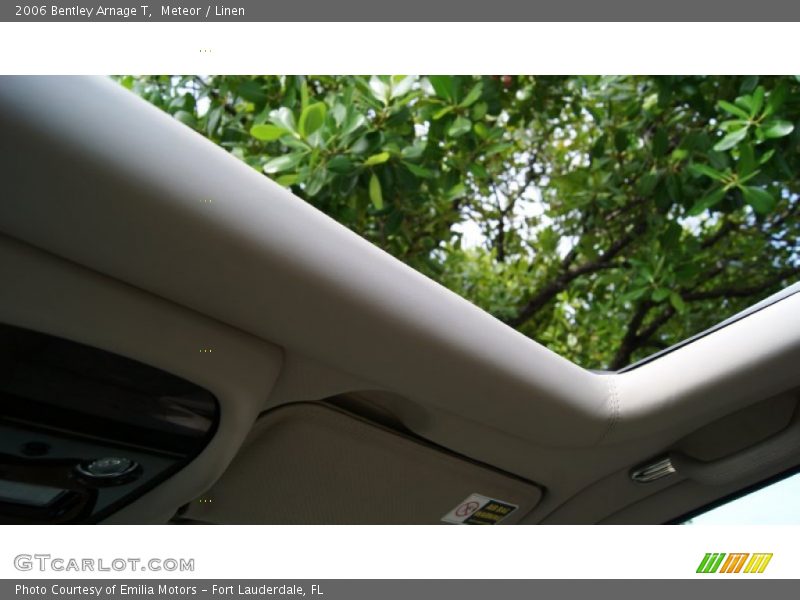 Meteor / Linen 2006 Bentley Arnage T