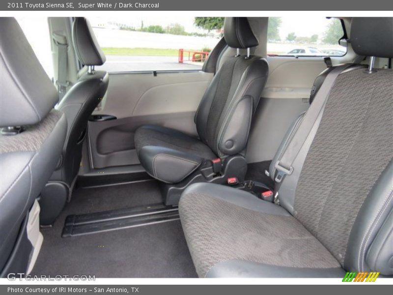 Super White / Dark Charcoal 2011 Toyota Sienna SE