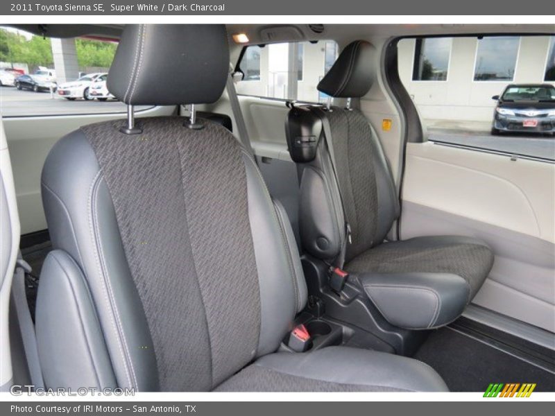 Super White / Dark Charcoal 2011 Toyota Sienna SE