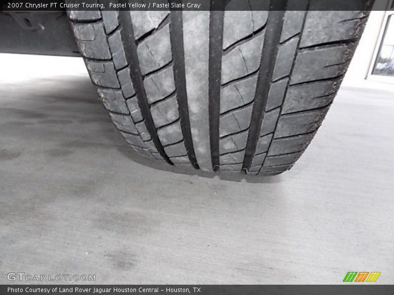 Pastel Yellow / Pastel Slate Gray 2007 Chrysler PT Cruiser Touring