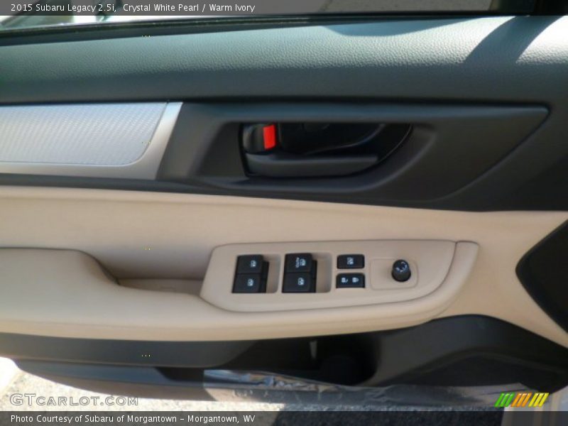 Crystal White Pearl / Warm Ivory 2015 Subaru Legacy 2.5i