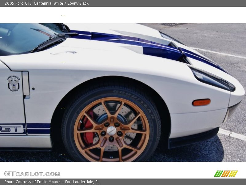 Centennial White / Ebony Black 2005 Ford GT