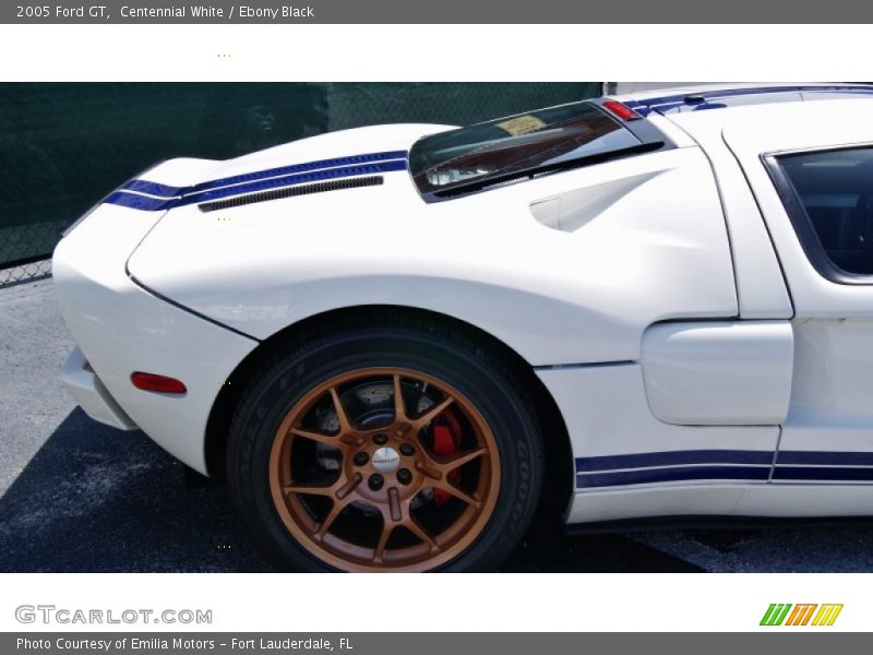 Centennial White / Ebony Black 2005 Ford GT
